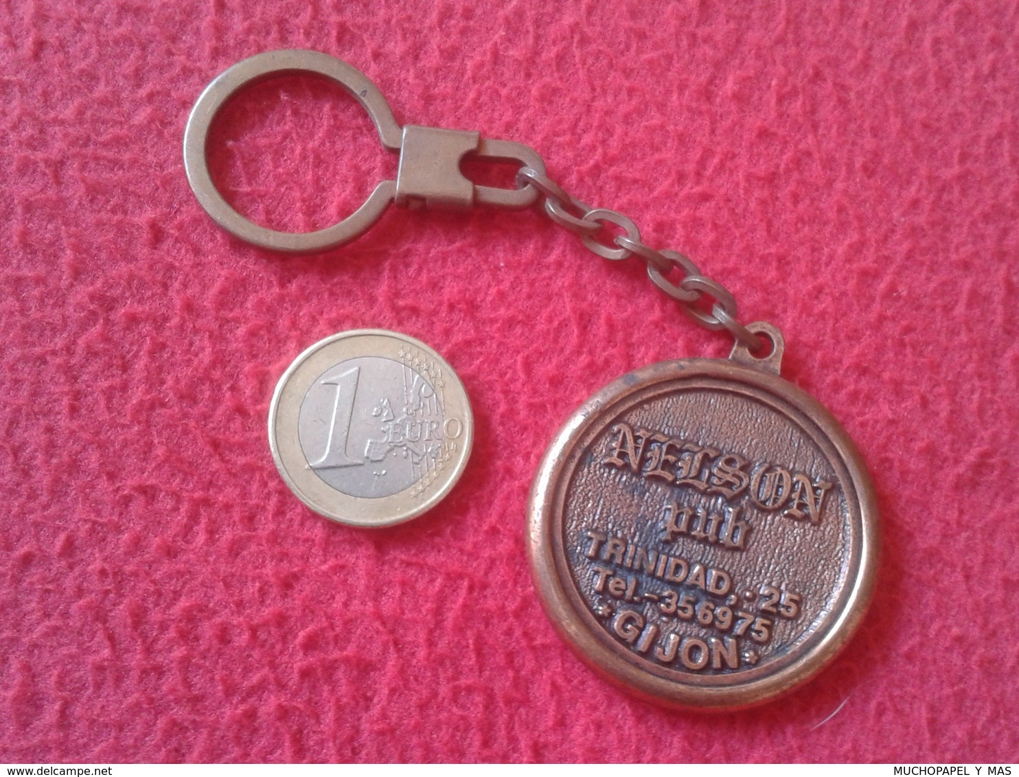 SPAIN LLAVERO KEYRING KEYCHAIN PORTE-CLÉS NELSON PUB GIJÓN ASTURIAS ESPAÑA IMAGEN DE HORREO STORE ALMACÉN... VER FOTOS - Otros & Sin Clasificación