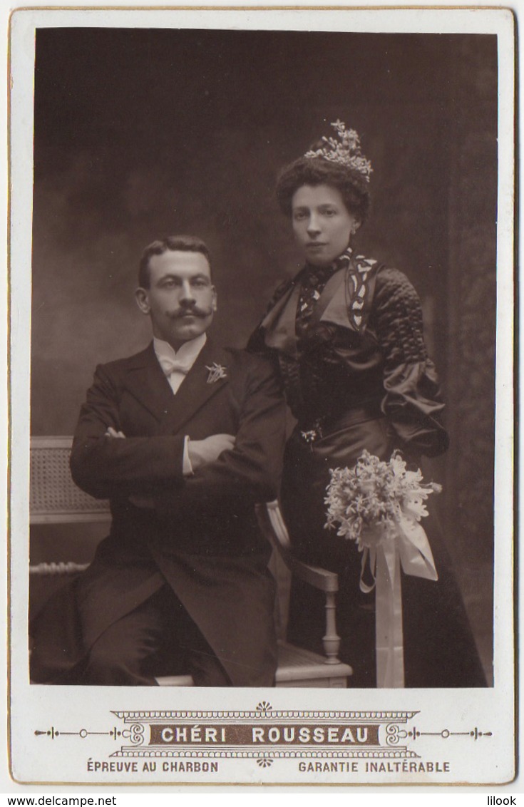 COUPLE. MARIAGE. CDV CABINET Chéri Rousseau à ST Etienne. Tirage Au Charbon - Old (before 1900)