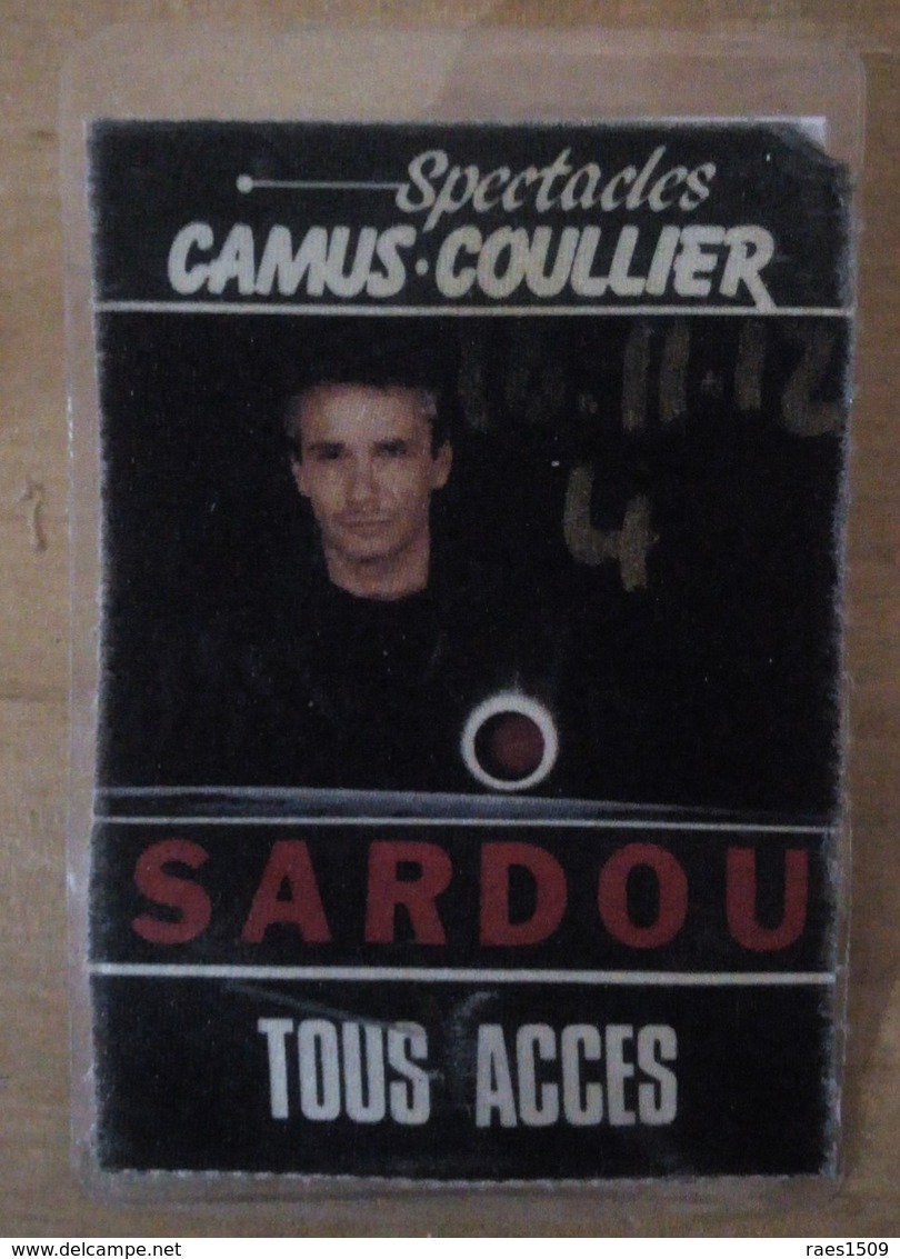 Lot D'anciens Laisser Passer De Concert De Michel Sardou - Tickets D'entrée