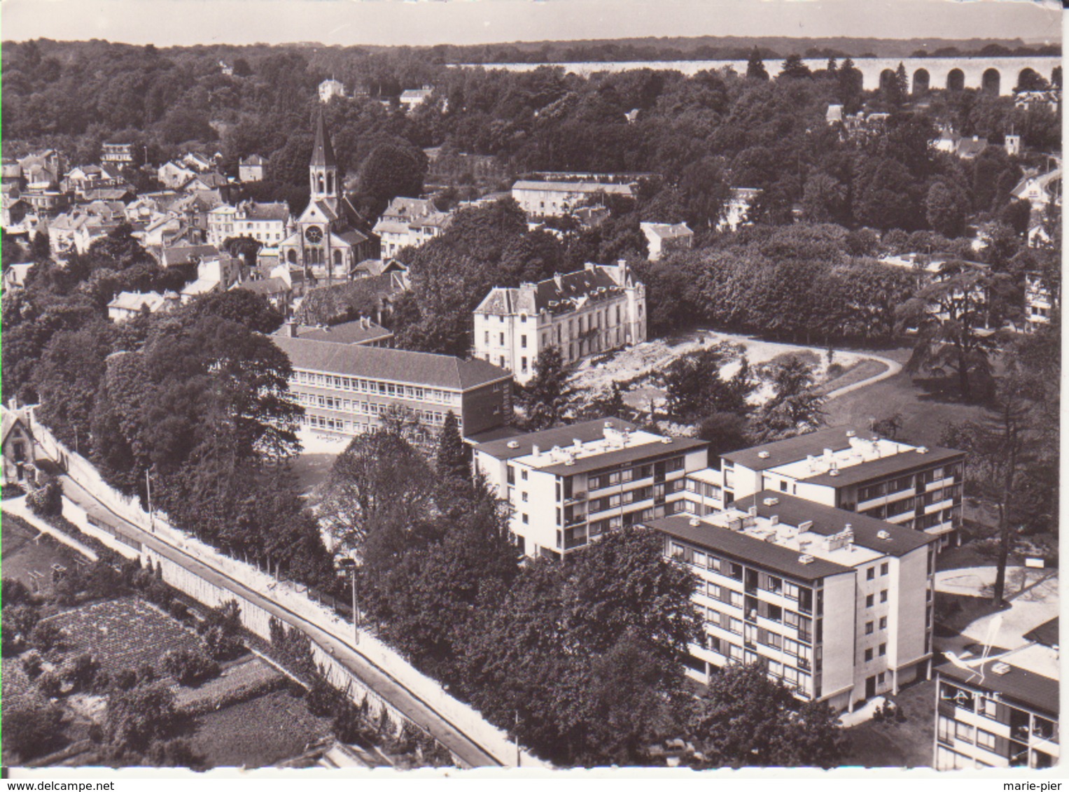 Louveciennes- En Avion Au Dessus De. Vue Panoramique - Louveciennes