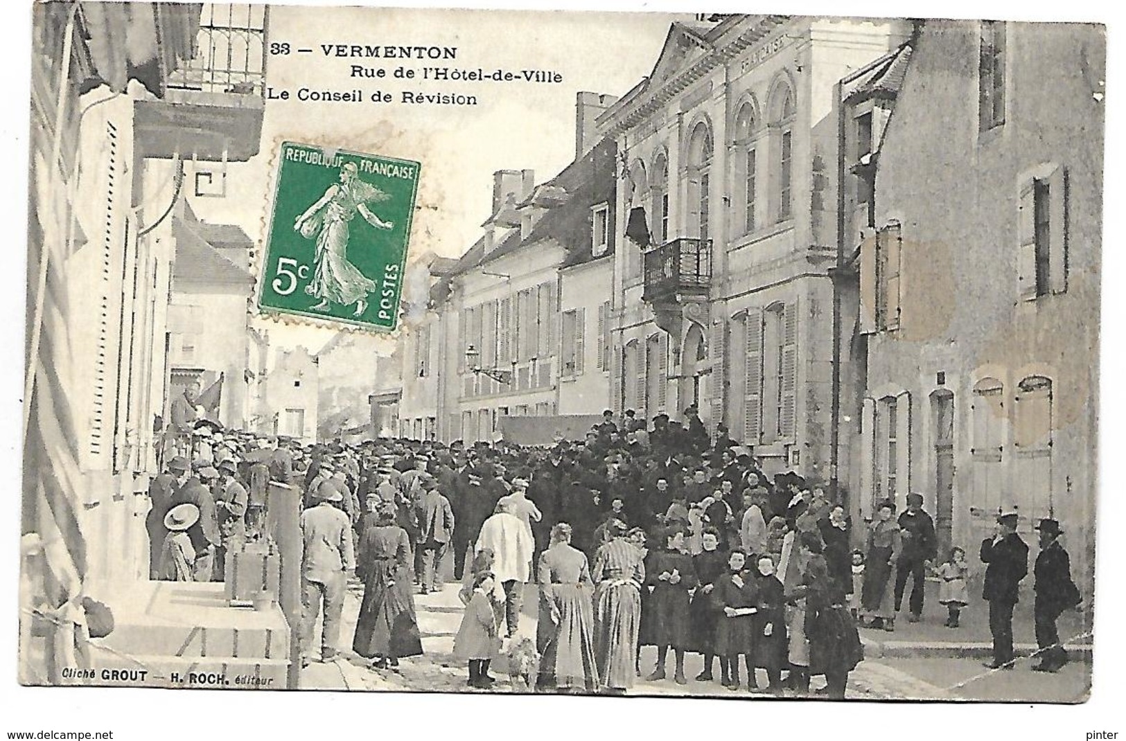 VERMENTON - Rue De L'Hôtel De Ville - Le Conseil De Révision - Vermenton