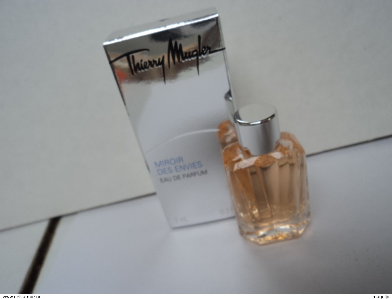 MUGLER " MIROIR DES ENVIES"  MINI EDP  3  ML  VOIR & LIRE  !!! - Miniatures Womens' Fragrances (in Box)