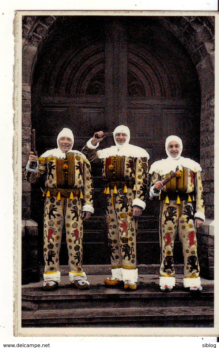 CPSM - Carnaval De BINCHE - Gilles En Petite Tenue Du Matin (tampon Du Carnaval Au Dos) - Binche