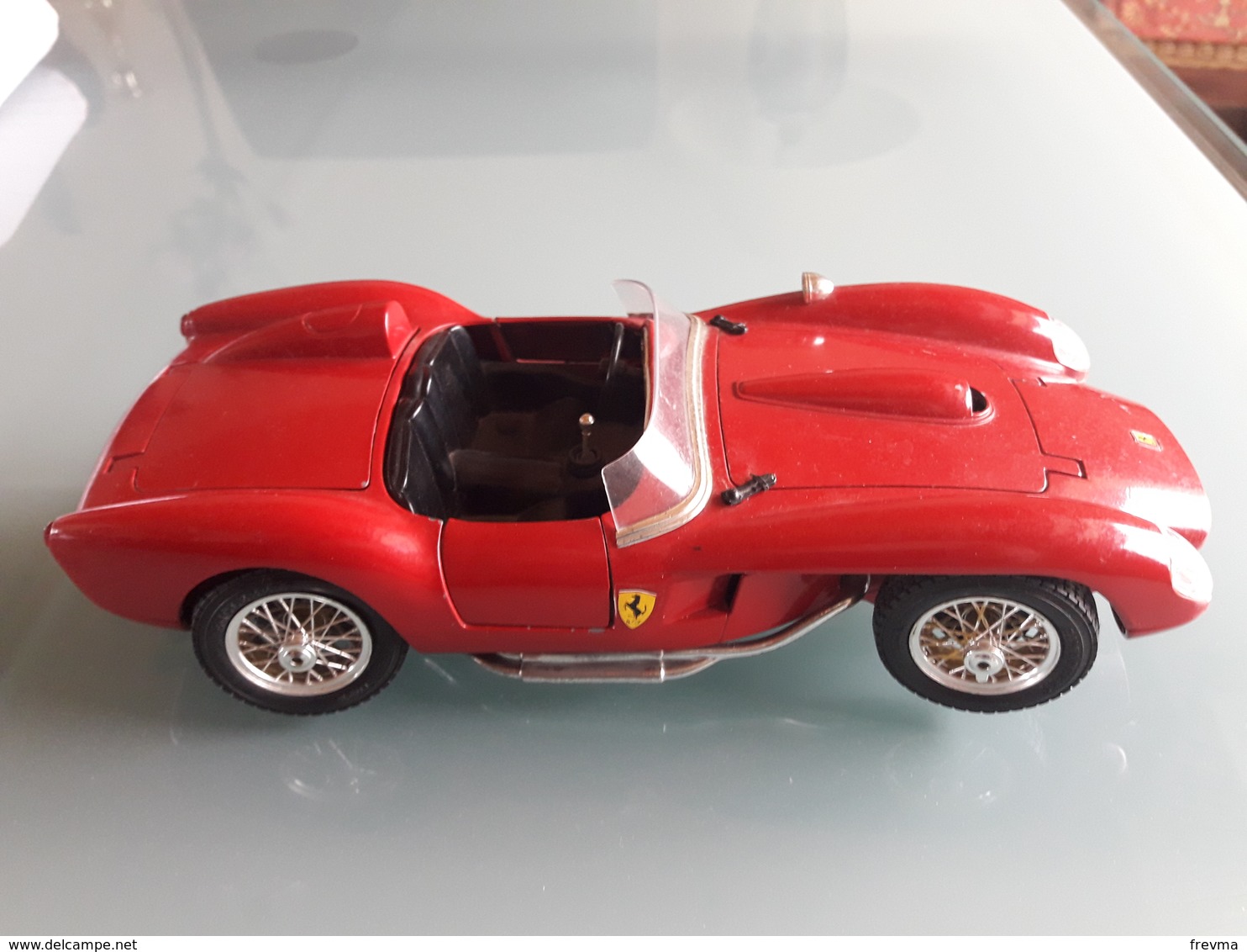 Ferrari 250 Testa Rossa Scala Marque  Burago 1962 Made Italy 1:18eme Metal - Burago