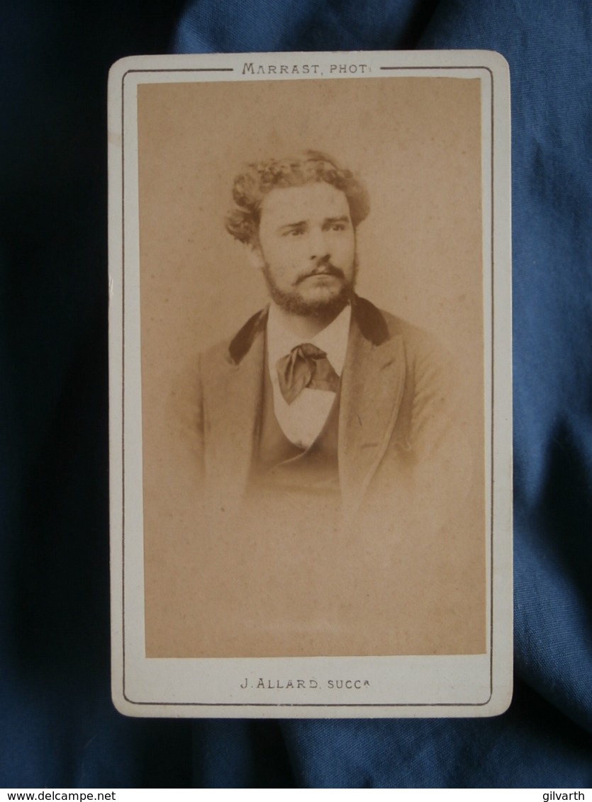 Photo CDV  Marrast à Toulouse  Portrait Homme  Veste à Col En Velours (Lebois 1872)  - L436C - Anciennes (Av. 1900)