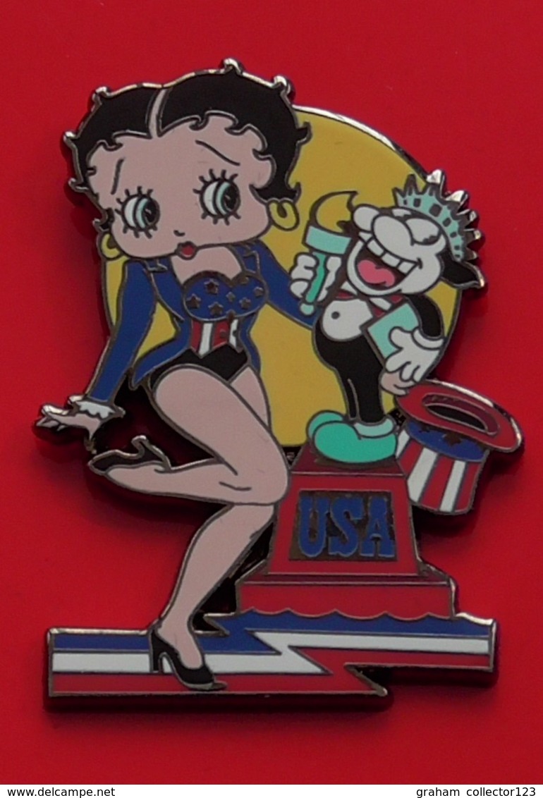 Modern Enamel Pin Badge Betty Boop Character USA America Stars And Stripes Flag Outfit - Celebrities