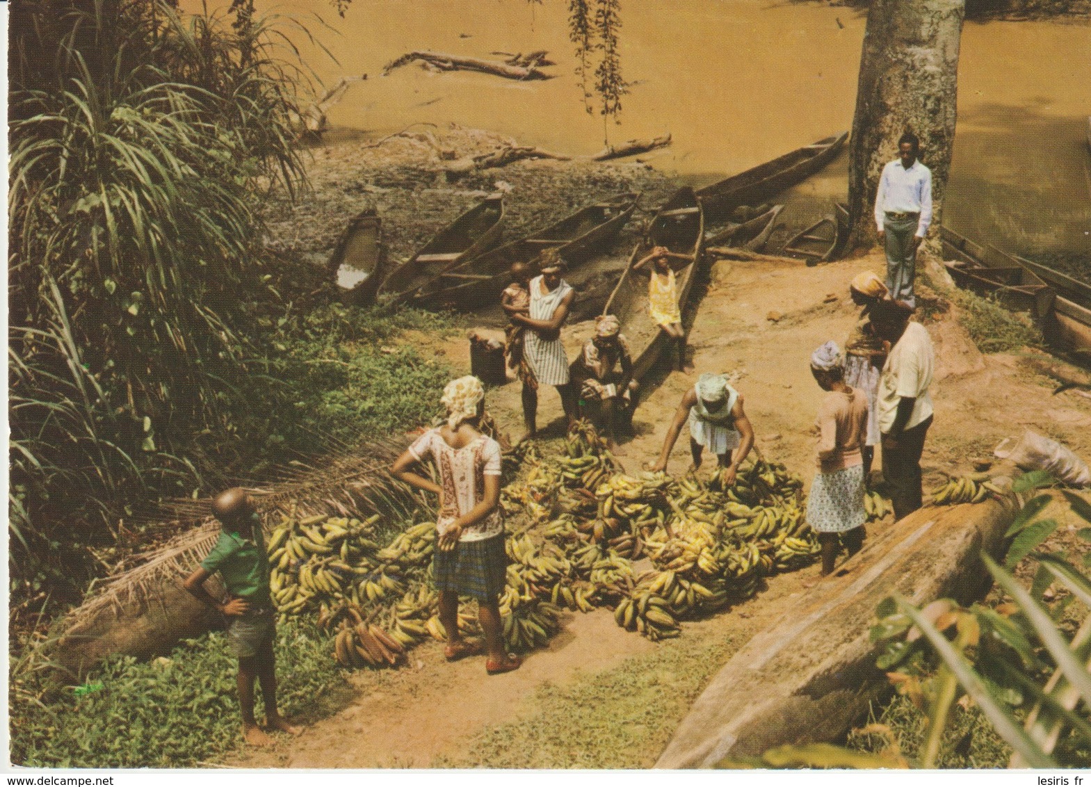 CP - PHOTO - IMAGES DU GABON - DEBARCADERE A NZANAYONG - A 109 - J. TROLEZ - Gabón