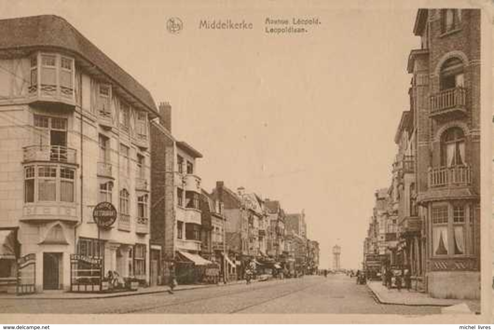 Middelkerke - Leopoldlaan - Avenue Leopold - Hotel Restaurant Melrose - Circulé En 1951 - Animée - TBE - Middelkerke