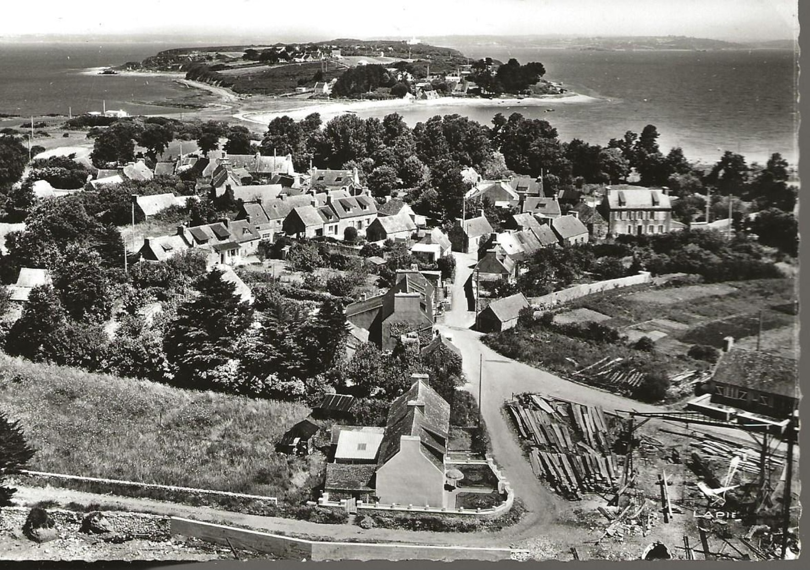 Rostellec Le-Fret----en Avion Au Dessus De Vue Panoramique - Autres & Non Classés