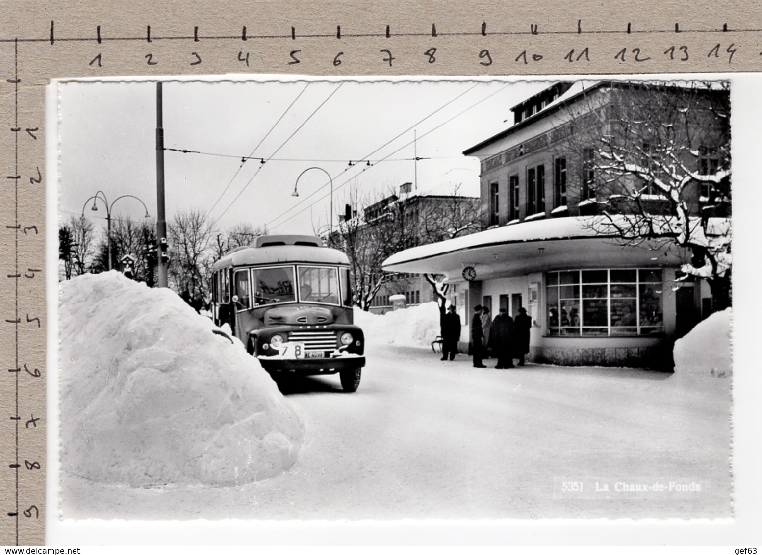 La Chaux-de-Fonds - Avenue Léopold-Robert - Vieux Bus - Otros & Sin Clasificación