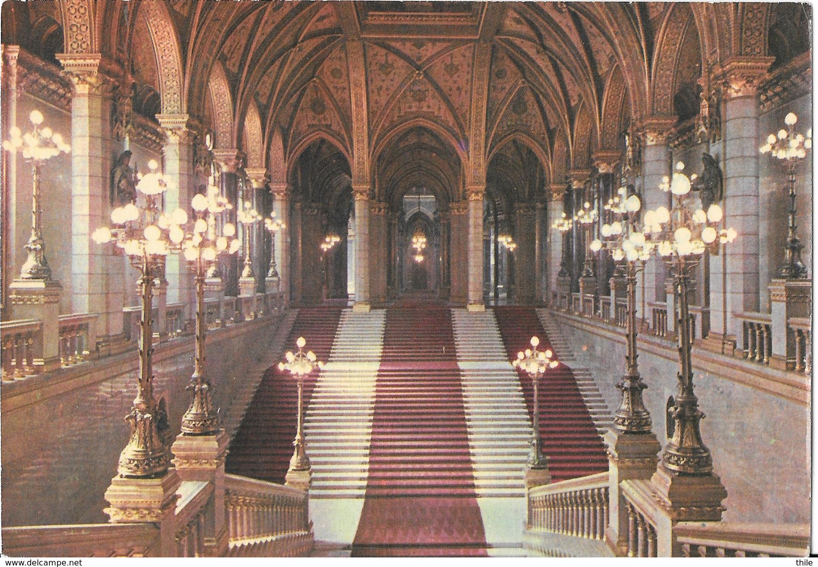 BUDAPEST - Parlament - Haupttreppenhaus - Parliament - Main-staircase - Hungary