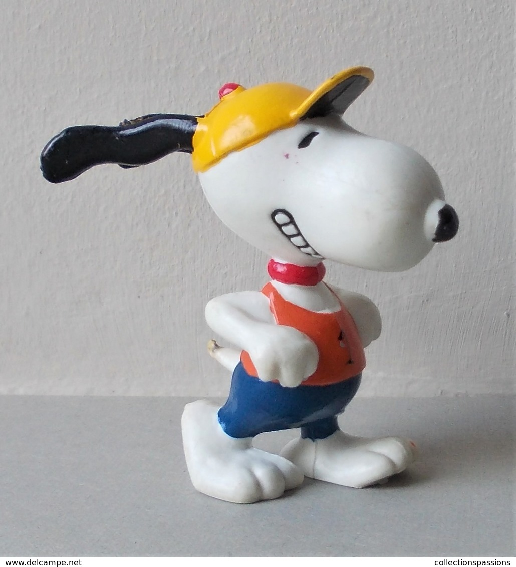 - SNOOPY - - Snoopy
