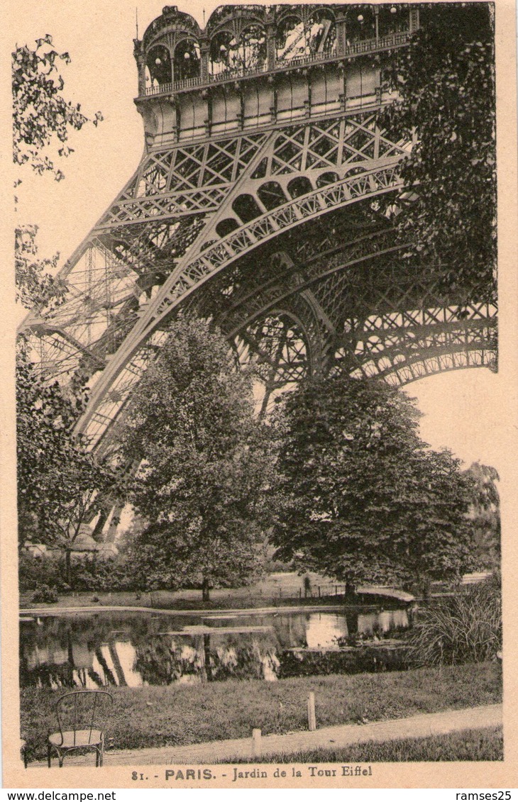 (98)  CPA  Paris Jardin De La Tour Eiffel (Bon Etat) - Arrondissement: 07