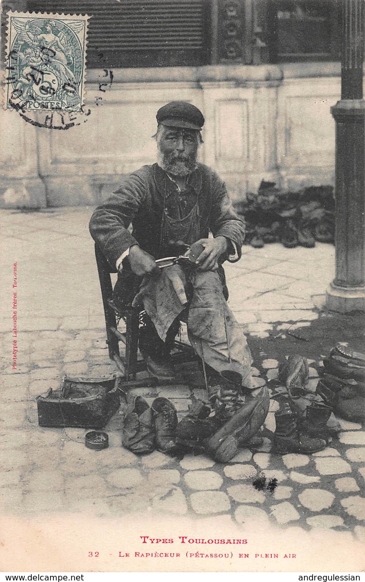 CPA Types Toulousains - Le Rapièceur ( Pétassou ) En Plein Air - Toulouse