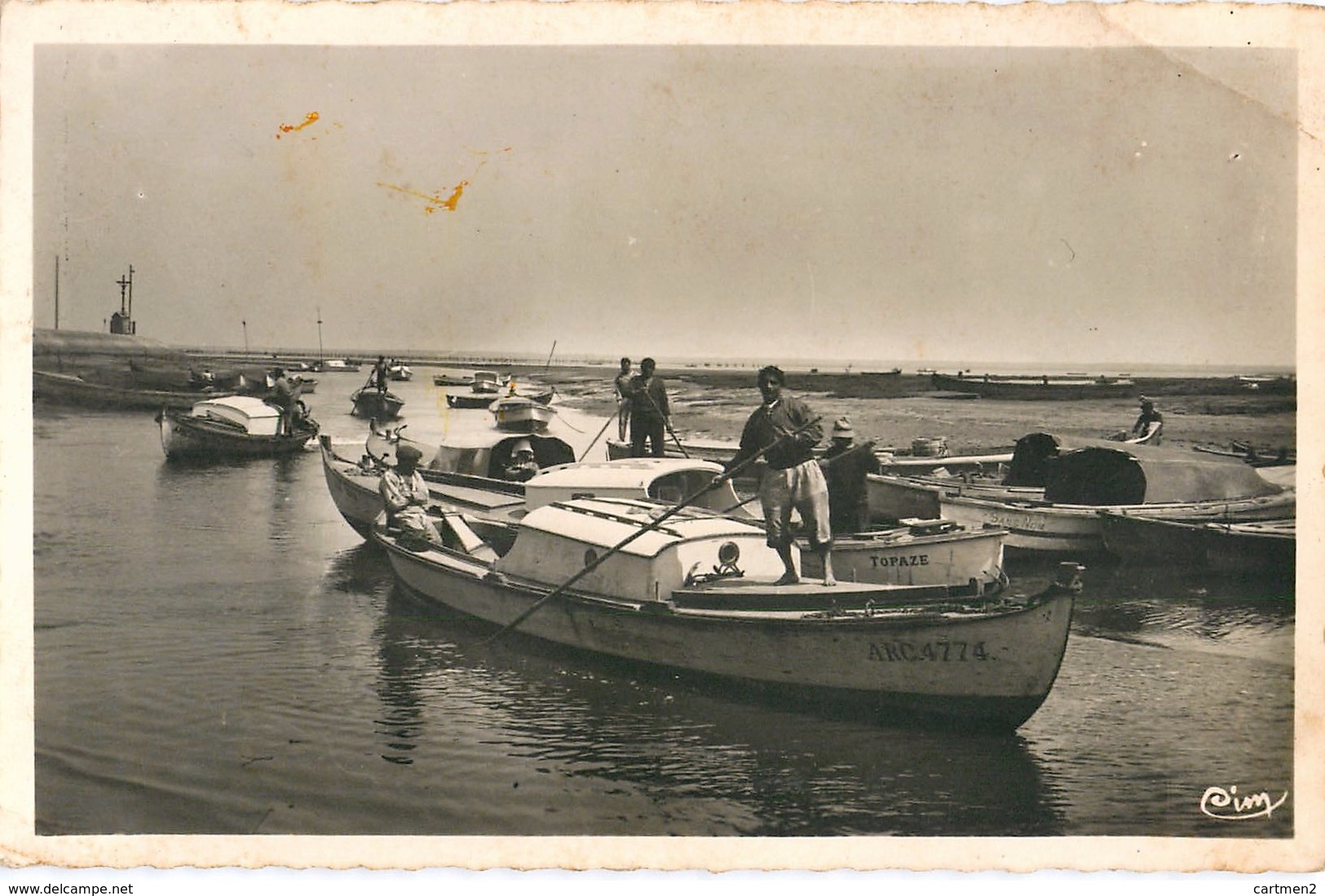 GUJAN-MESTRAS ARRIVEE DE PECHE PECHEUR PINASSE BARQUE BATEAU 33 - Gujan-Mestras