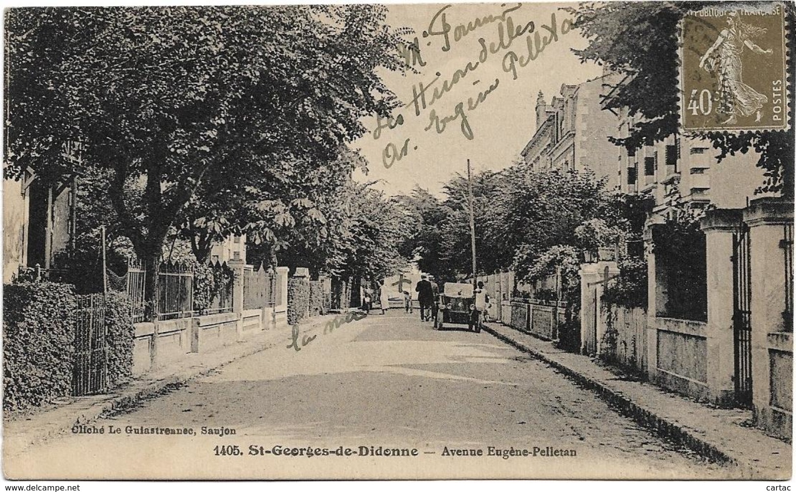 D17 - ST GEORGES DE DIDONNE - AVENUE EUGENE PELLETAN - Voiture Ancienneavec Quelques Personnes - Saint-Georges-de-Didonne