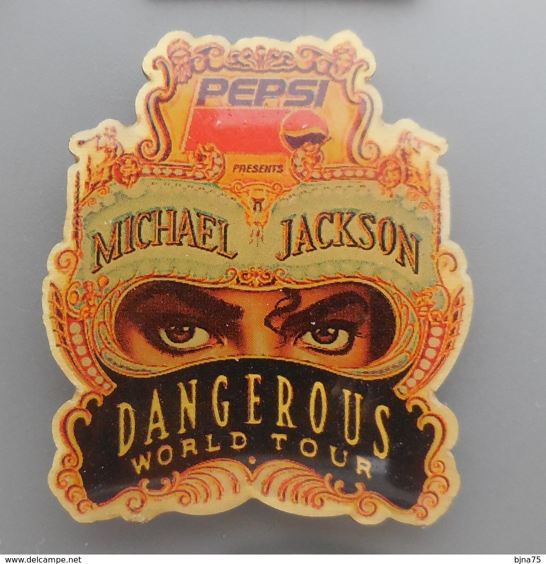 PIN'S  PEPSI  Michael Jackson  Dangerous World Tour - Marques