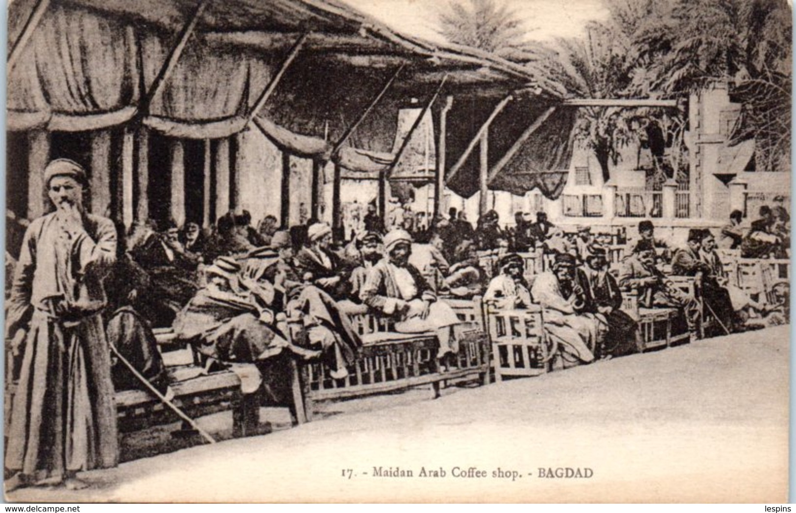 ASIE -- IRAQ --  Bagdad -- Maidan Arab Coffee Shop - Irak