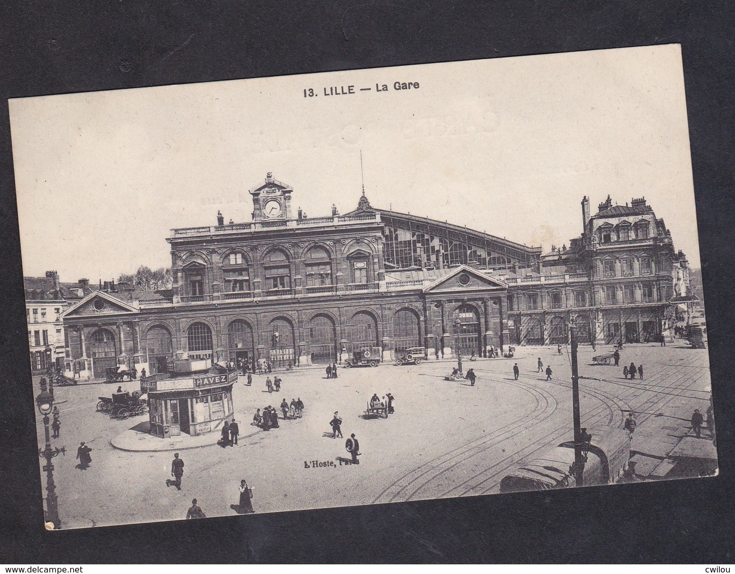 CPA - 59 - LILLE - LA GARE - ANIMEE - PERSONNAGES - - Lille