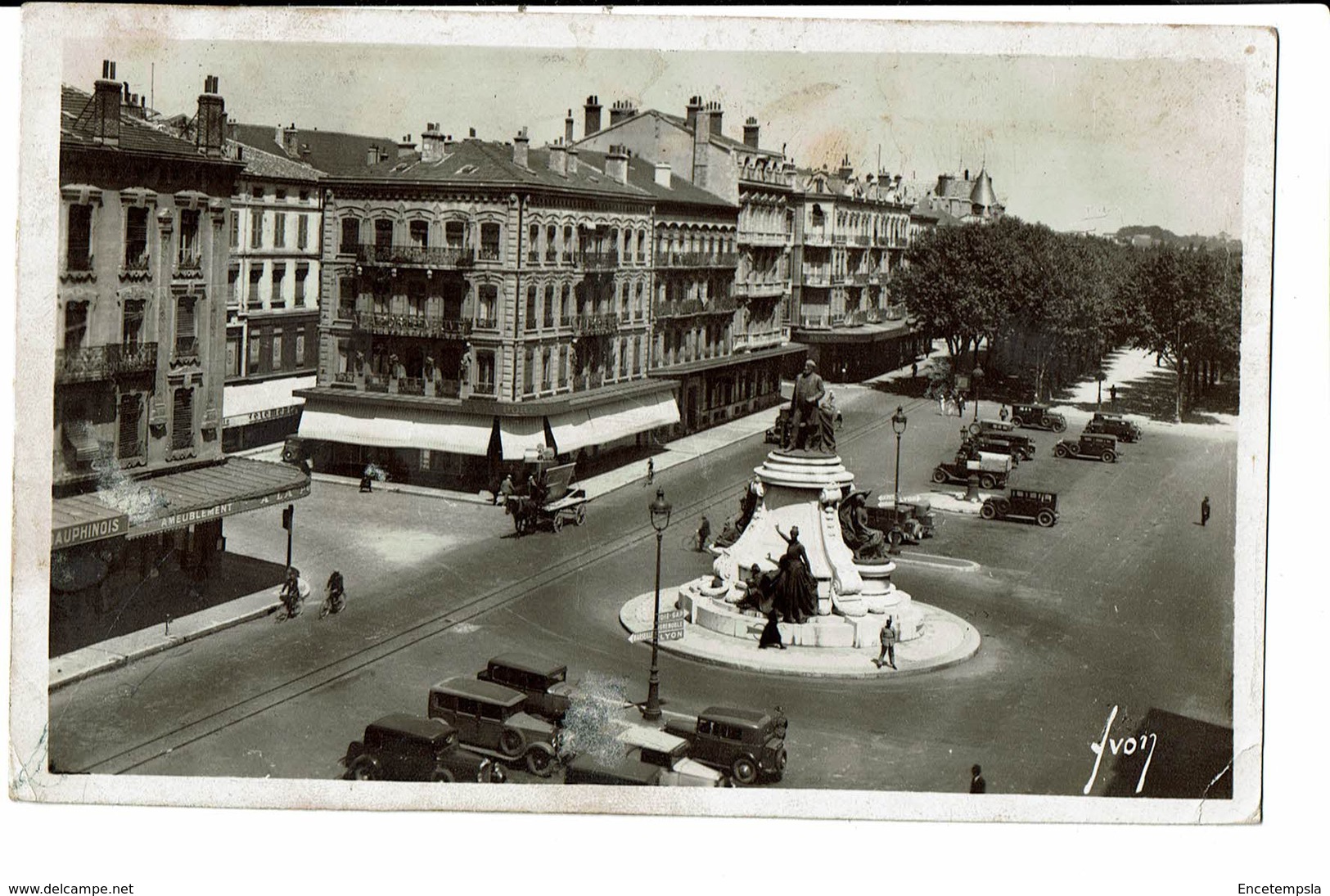 CPA - Carte Postale -France - Valence - Place De La Répubique -1937? VM2065 - Valence