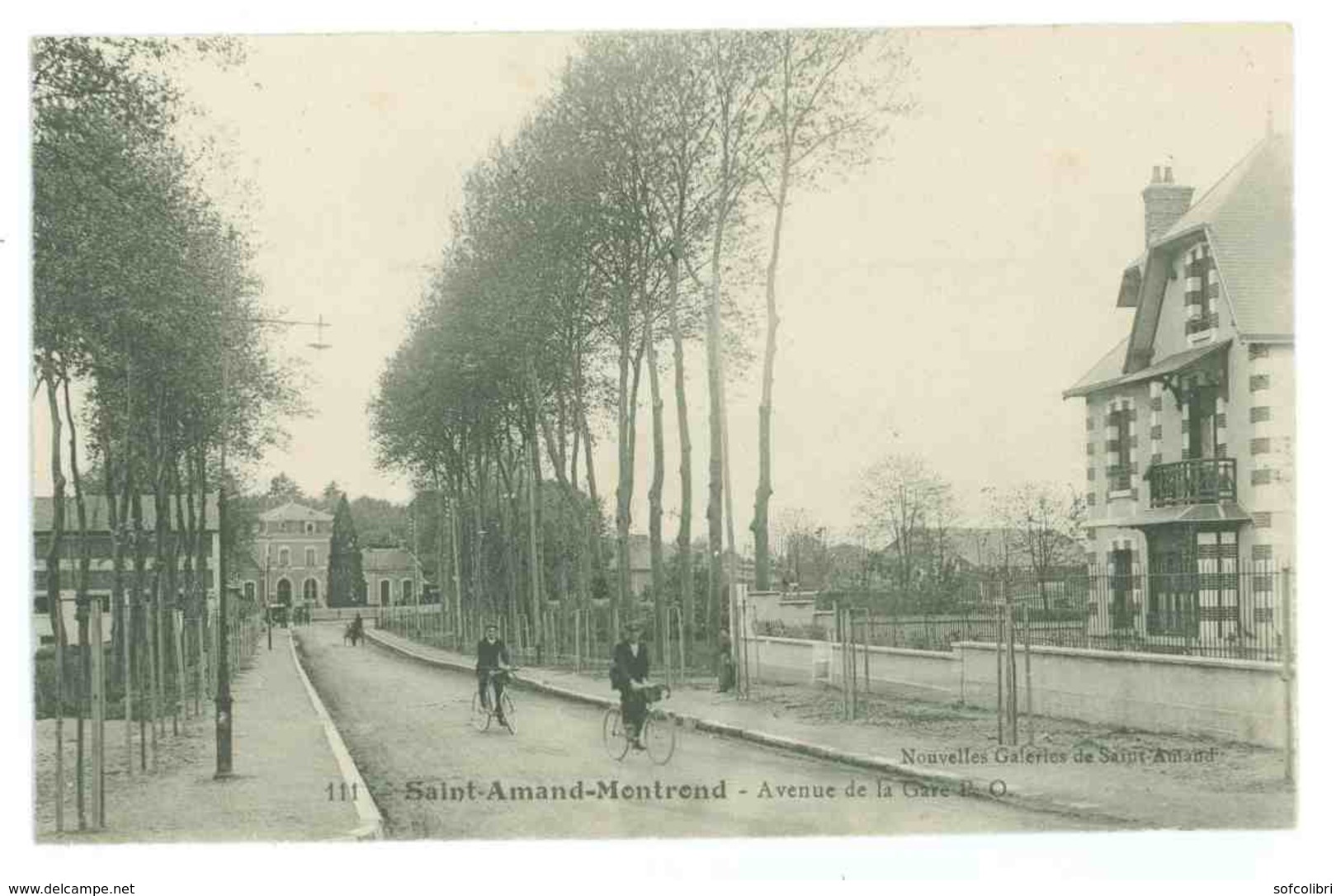 18 - SAINT AMAND MONTROND - Avenue De La Gare - Saint-Amand-Montrond