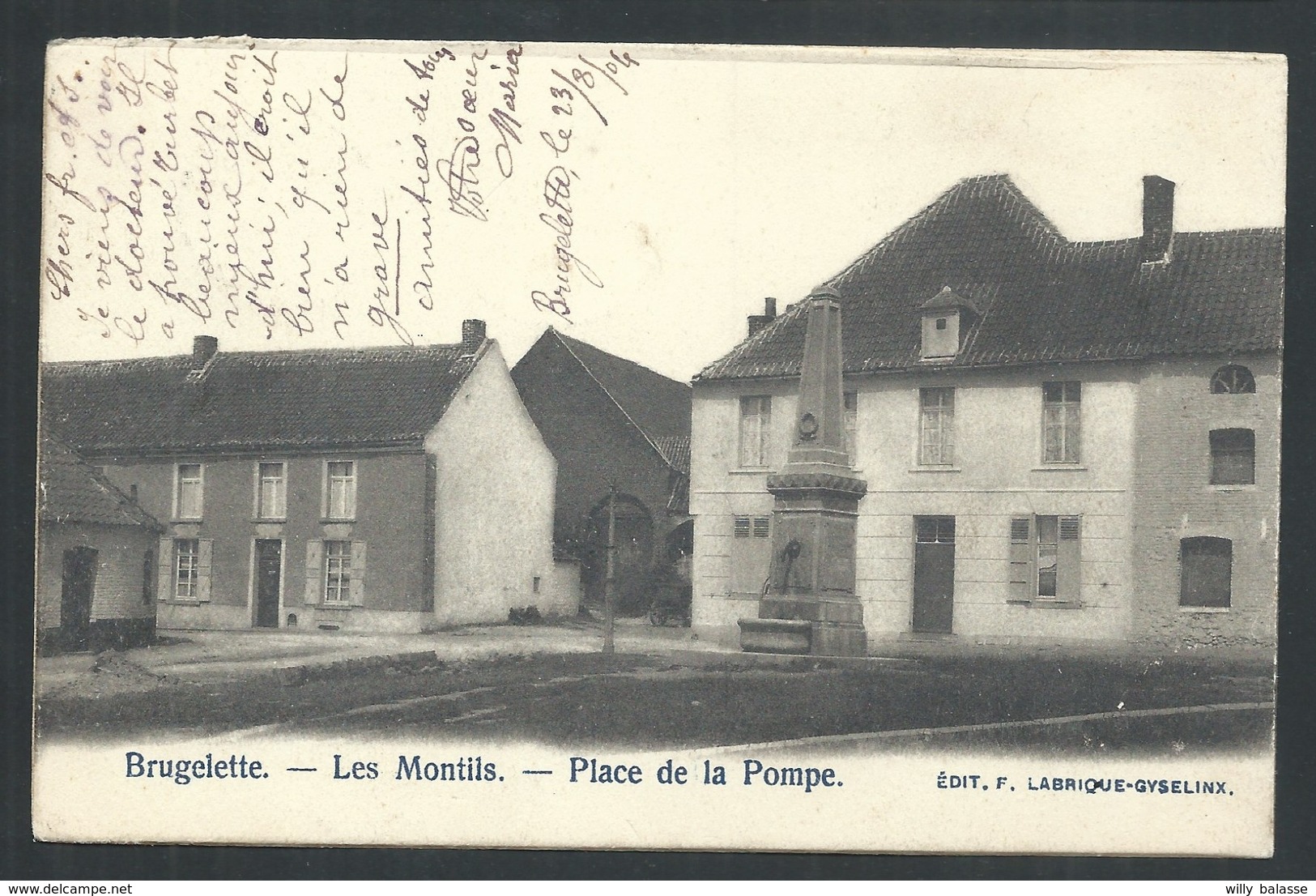 +++ CPA - BRUGELETTE - Les Montils - Place De La Pompe   // - Brugelette