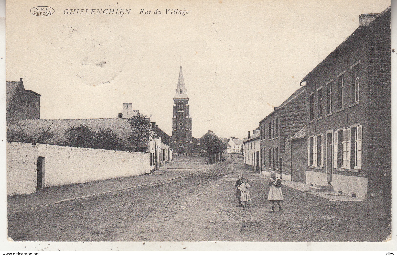 Ghislenghien - Rue Du Village - Animé - 1910 - VPF Déposé - Ath