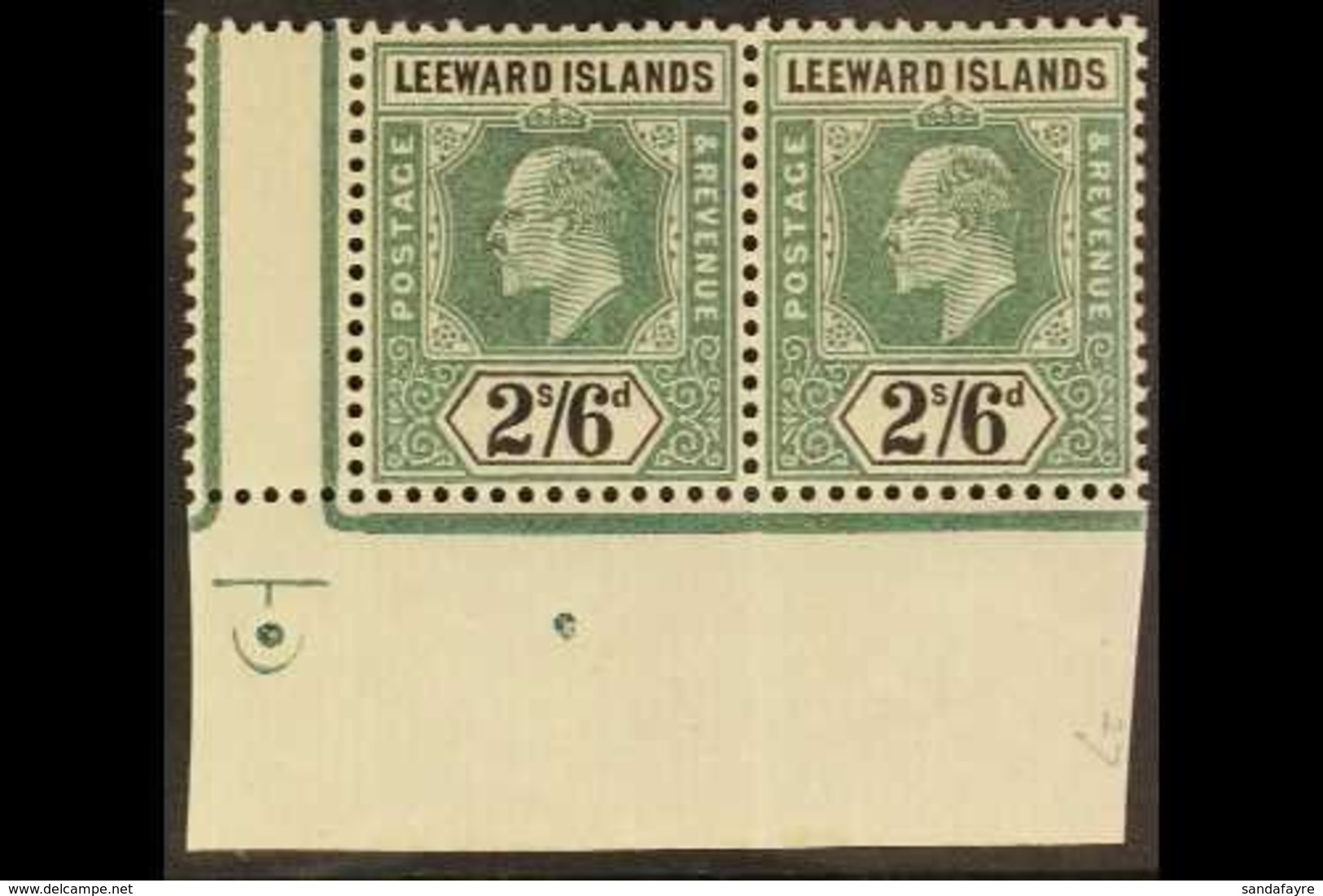 1902 2s6d Green And Black, Wmk Crown CA, SG 27, Never Hinged Mint CORNER PAIR. For More Images, Please Visit Http://www. - Leeward  Islands