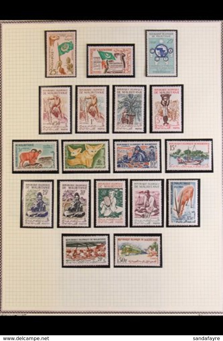 1960-1985 EXTENSIVE NEVER HINGED MINT COLLECTION. A  Beautiful "Postal Issues" Collection, Neatly Presented In Protectiv - Altri & Non Classificati