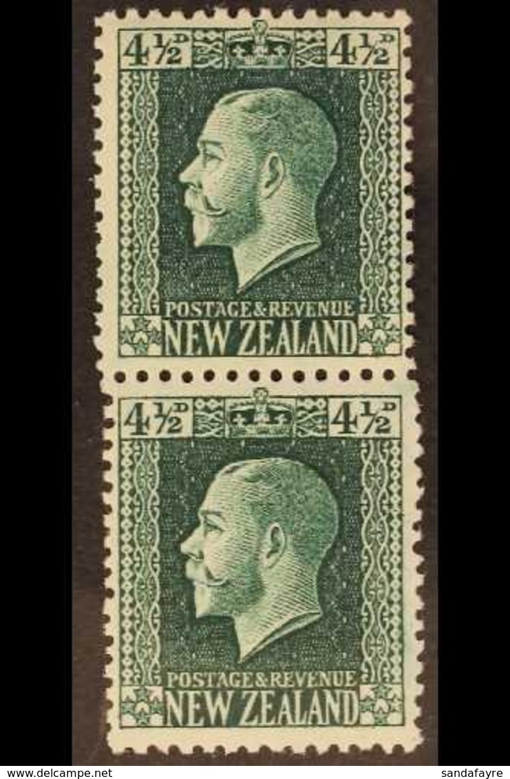 1915-30 4½d Deep Green, Mixed Perf Vertical Pair, SG 423b, Never Hinged Mint. For More Images, Please Visit Http://www.s - Sonstige & Ohne Zuordnung