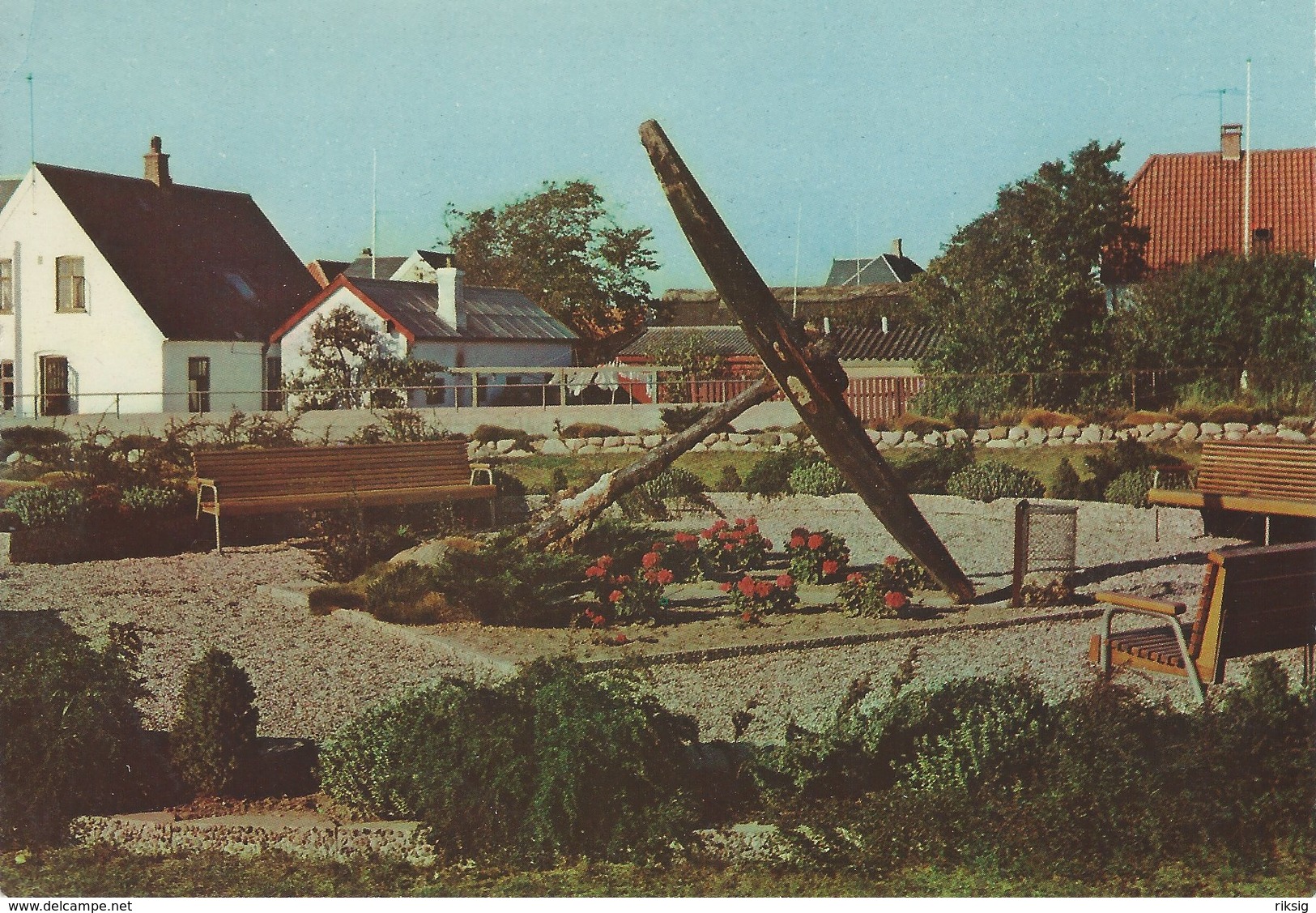 The Memorial Anchor. Der Gedächtnisanker. Hundested   Denmark. B-3588 - History