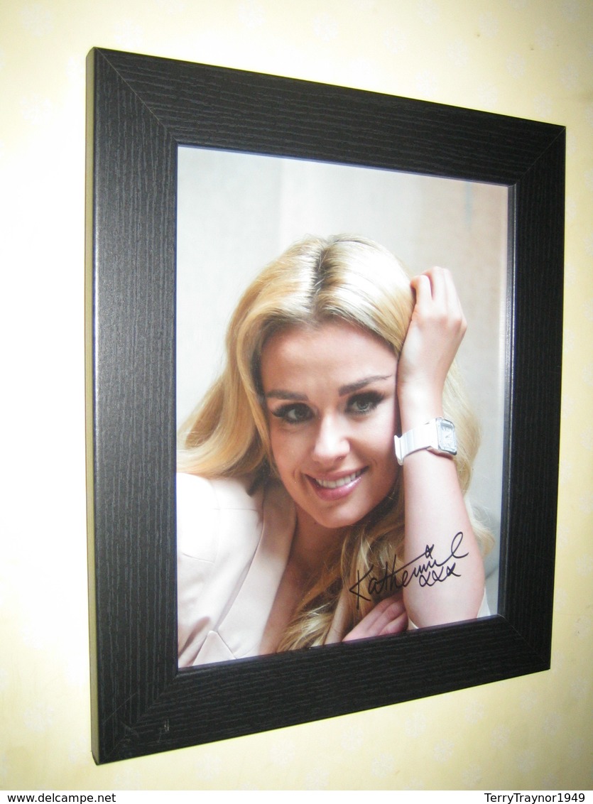 Katherine Jenkins Hand Signed Photograph {8x10 Ins} Framed With Certificate Of Authenticity - Famous People