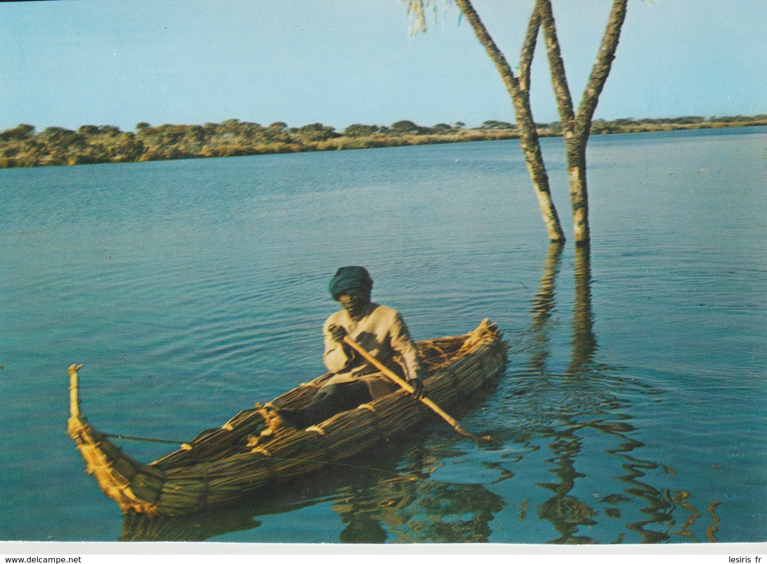 CP -  RÉPUBLIQUE DU TCHAD - PIROGUE DE ROSEAUX SUR LE LAC TCHAD - 5094 - P. GLEIZE - Chad