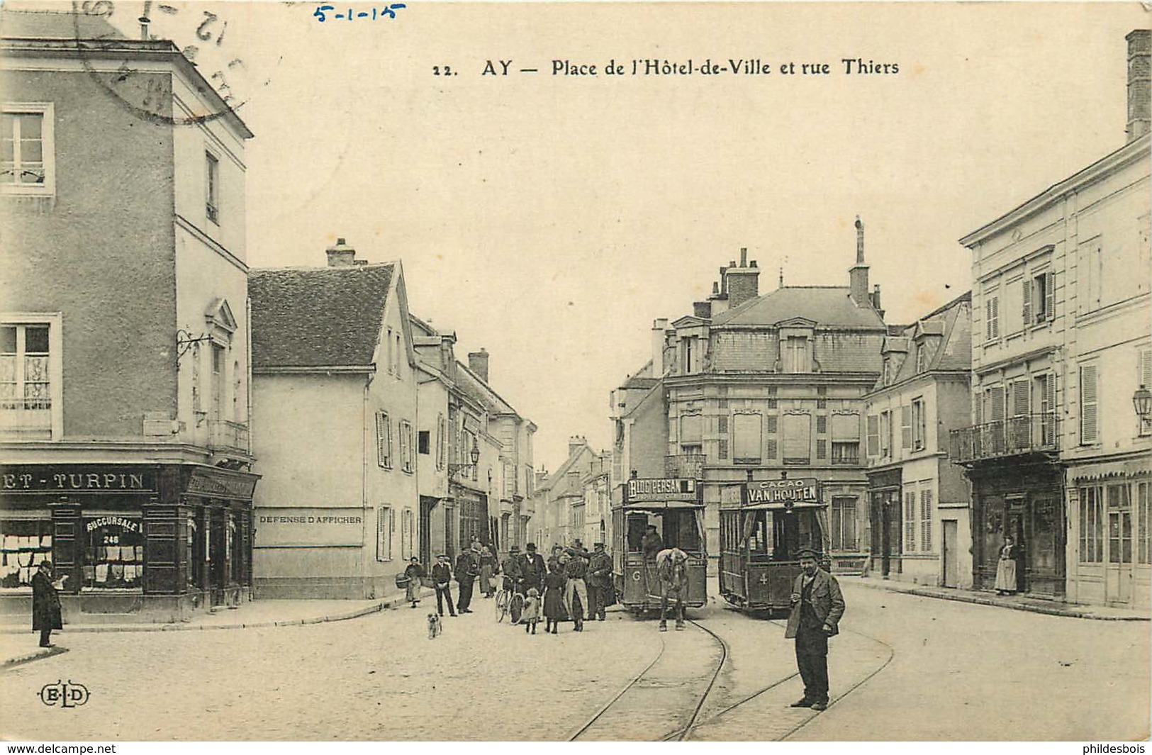 MARNE  AY En CHAMPAGNE  Place De L'hotel De Ville  TRAMWAYS - Ay En Champagne