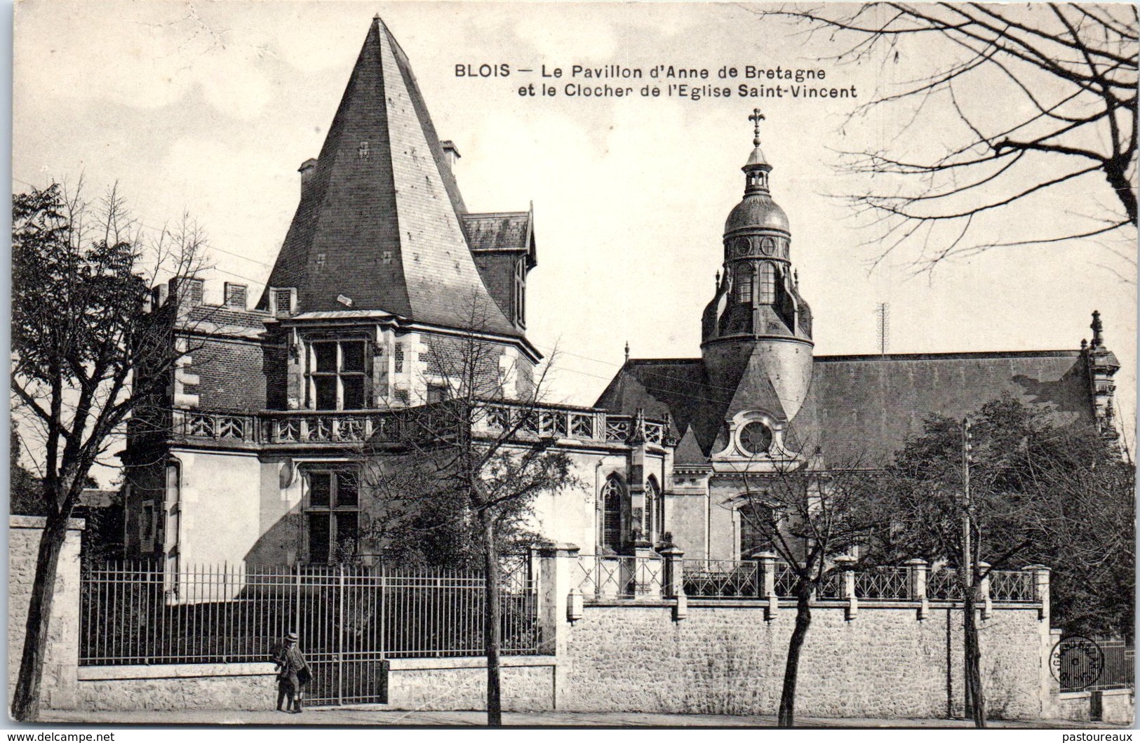 41 BLOIS - Le Pavillon D'Anne De Bretagne Et Le Clocher De L'église Saint-Vincent - Blois