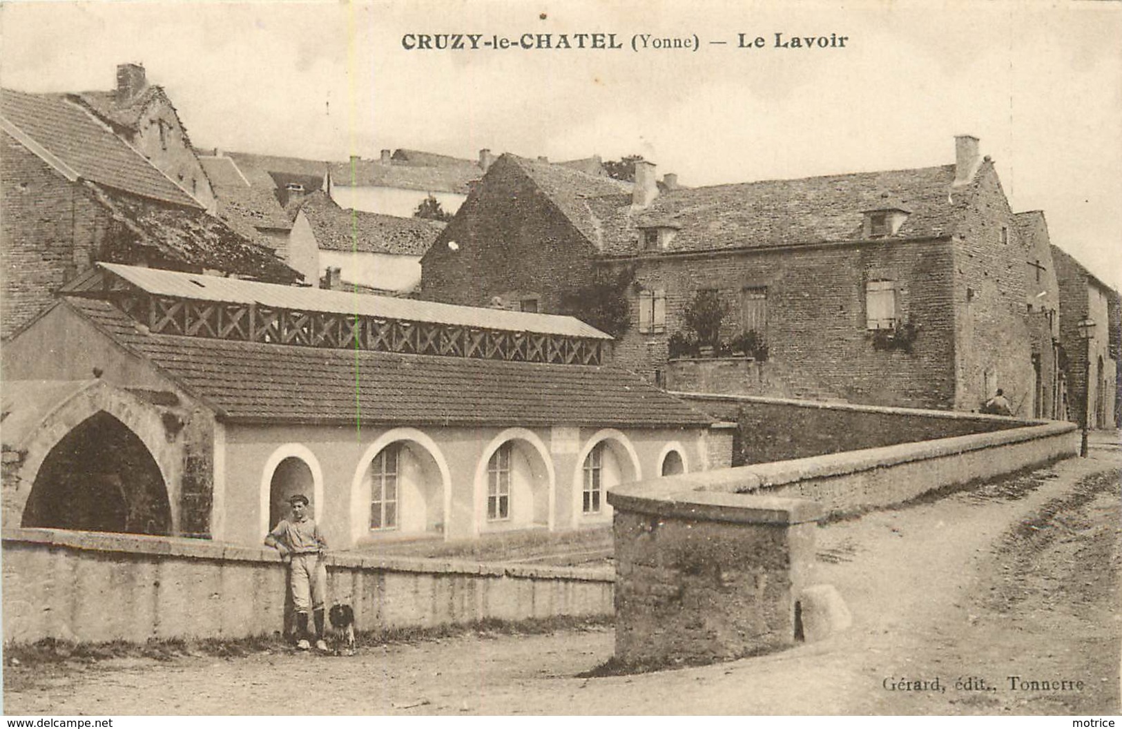 CRUZY LE CHATEL - Le Lavoir. - Cruzy Le Chatel