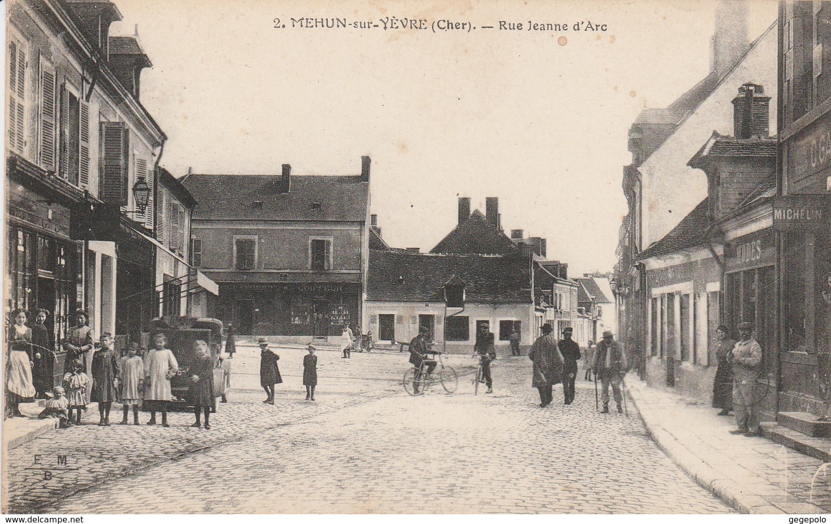 MEHUN Sur YEVRE - Rue Jeanne D'Arc - Mehun-sur-Yèvre