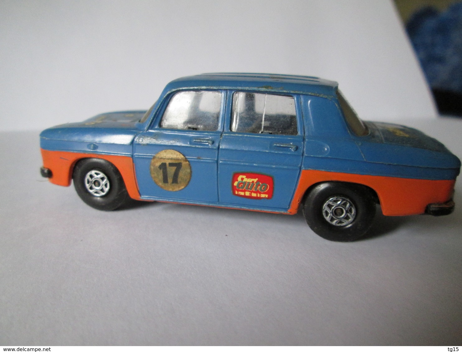 NOREV  RENAULT 8 GORDINI   A Restaurer  1/43 - Norev