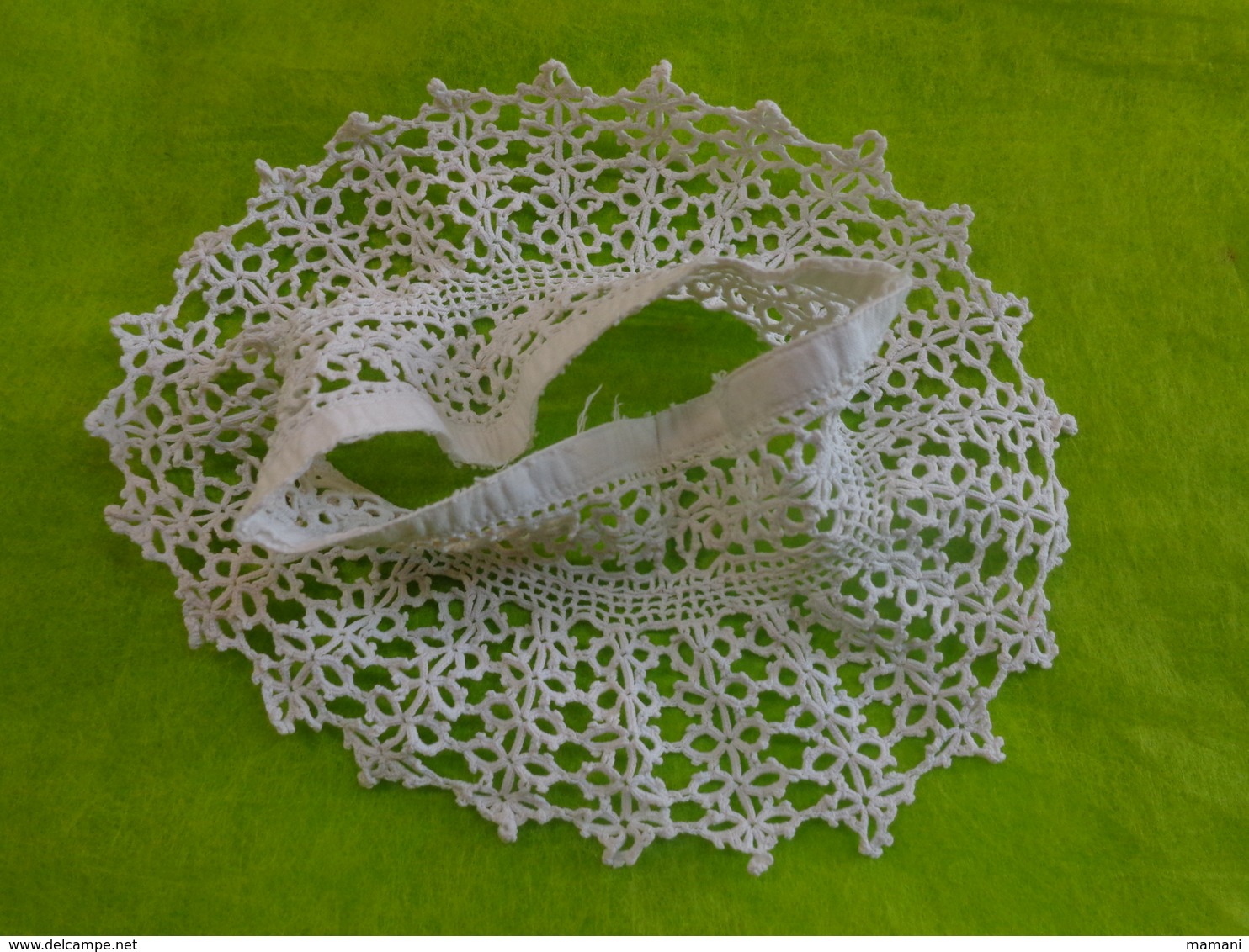 Lot De Dentelle Et Autre - Laces & Cloth