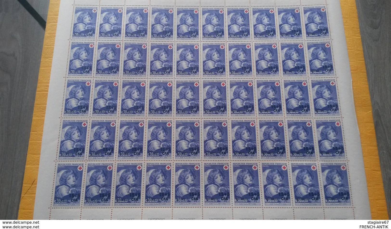 PLANCHE DE 50 TIMBRES LA CROIX ROUGE 0,30+ 0,10 F    15+5 CFA  RARE NEUF - Unused Stamps