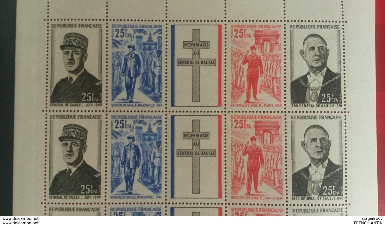 PLANCHE DE 20 TIMBRES DE 25 F CFA  HOMMAGE AU GENERAL DE GAULLE    NEUF - Neufs