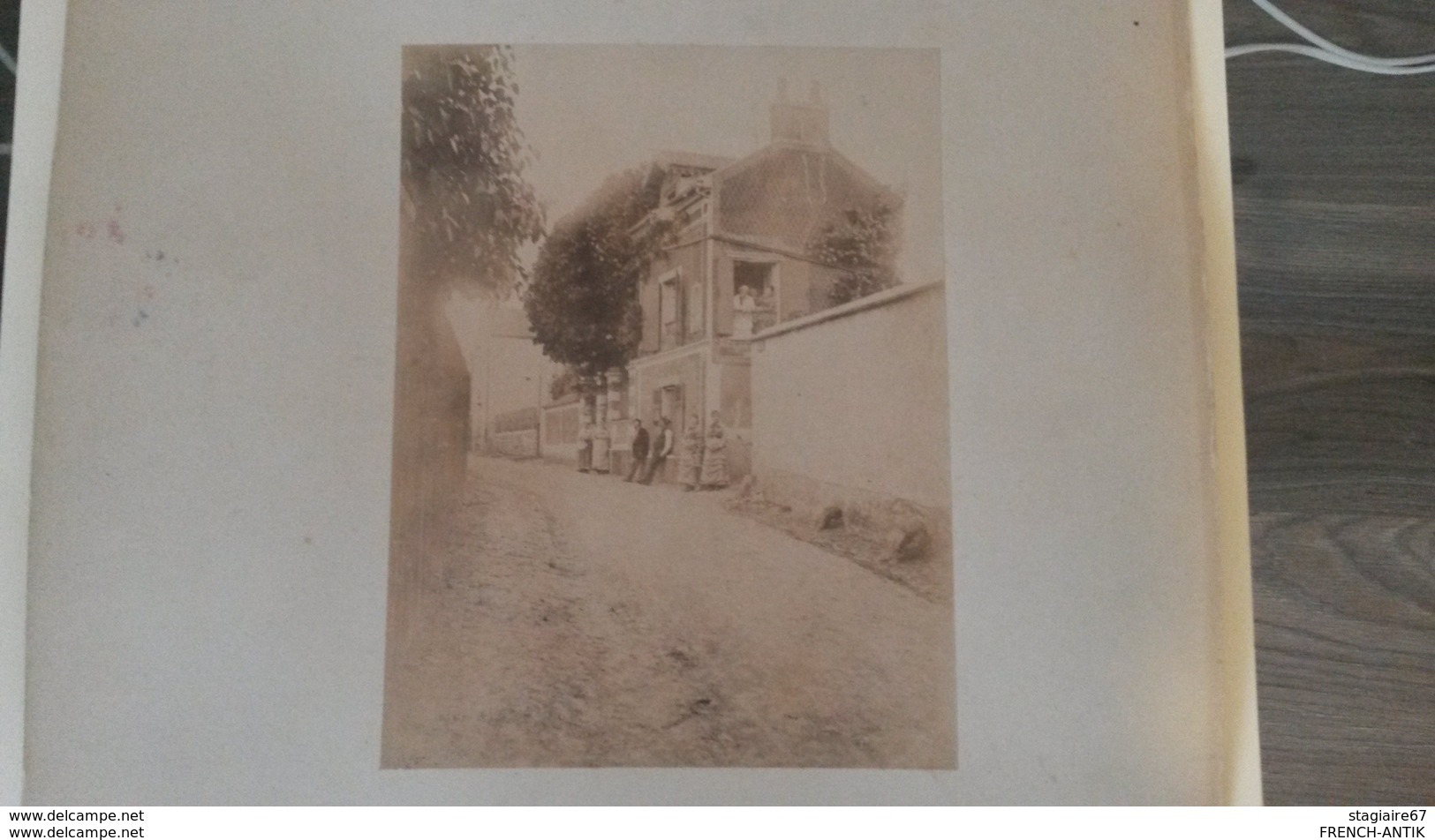 PHOTO STYLE EUGENE ATGET  HABITATION PERSONNAGES - Lieux