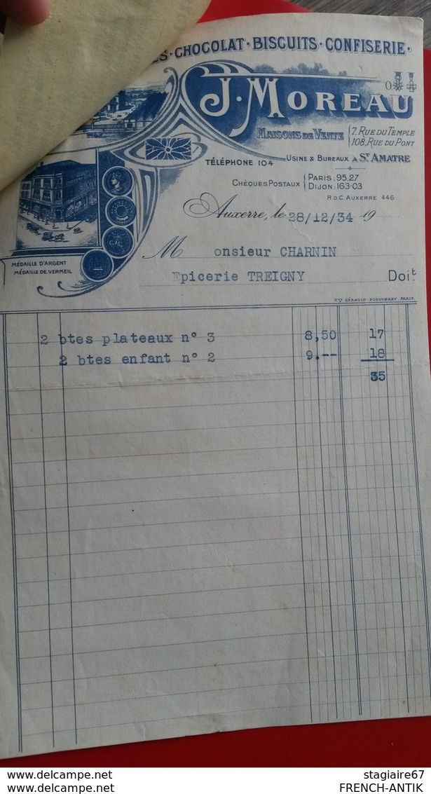 ENSEMBLE FACTURES J.MOREAU BISCUITS CHOCOLAT CONFISERIE DRAGEES PATES ALIMENTAIRES AUXERRE NOVEMBRE 1934 ET JANVIER 1935