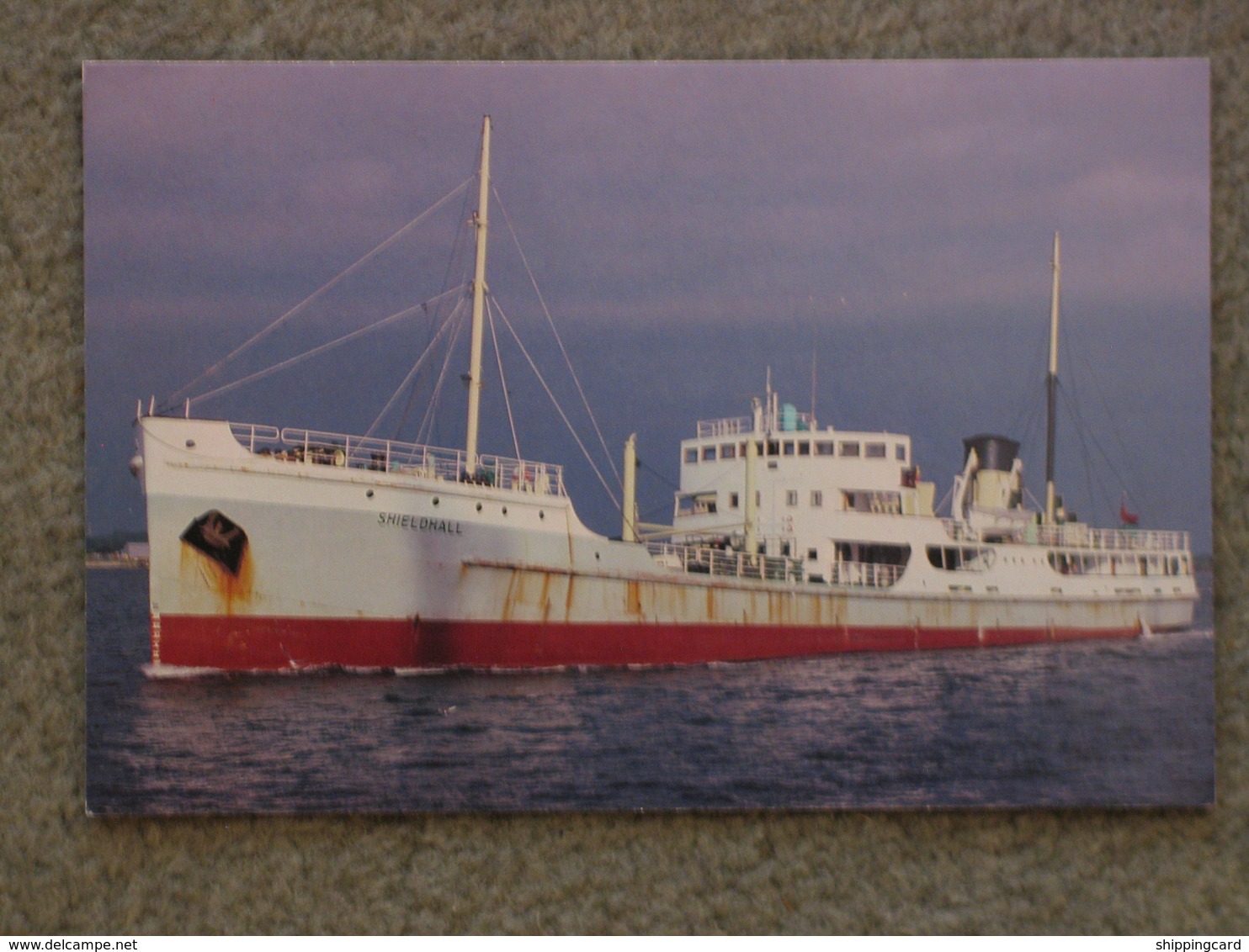 SHIELDHALL ON ONE OF HER LAST WORKING VOYAGES - MODERN - Cargos