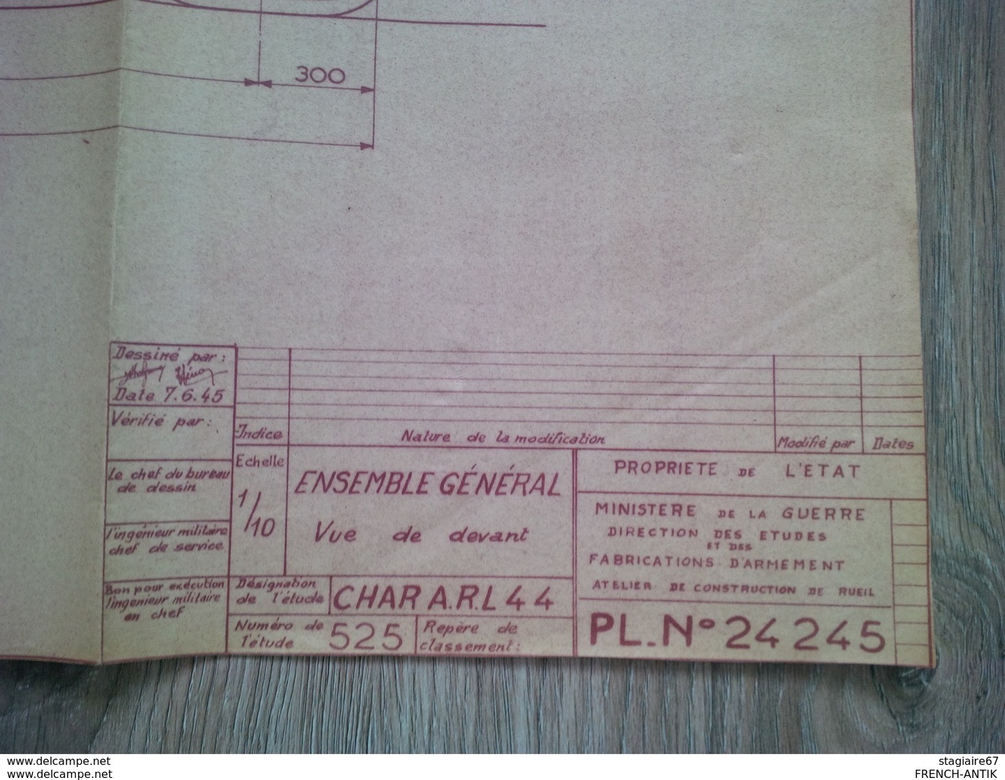 LOT  4 PLANS CHAR A.R.L 44 MINISTERE DE LA GUERRE ATELIER DE CONSTRUCTION DE RUEIL