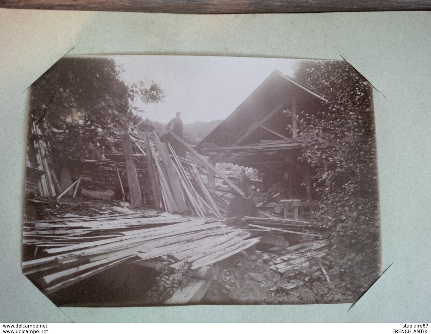 ALBUM DE FAMILLE SAONE ET LOIRE PROVIENT DE LA MAISON ST MICHEL A RULLY RELIGIEUX CHATEAU SCENE DE VIE MOISSON SCIERIE