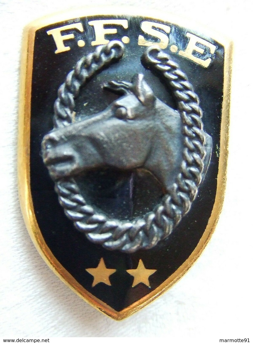 INSIGNE  FFSE FEDERATION FRANCAISE SPORT EQUESTRE ?? EQUITATION 1954 PRIX - Equitation