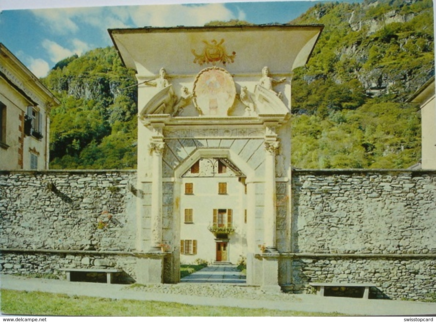 CEVIO Valle Maggia Portale Vecchio Casa Patrizia - Maggia