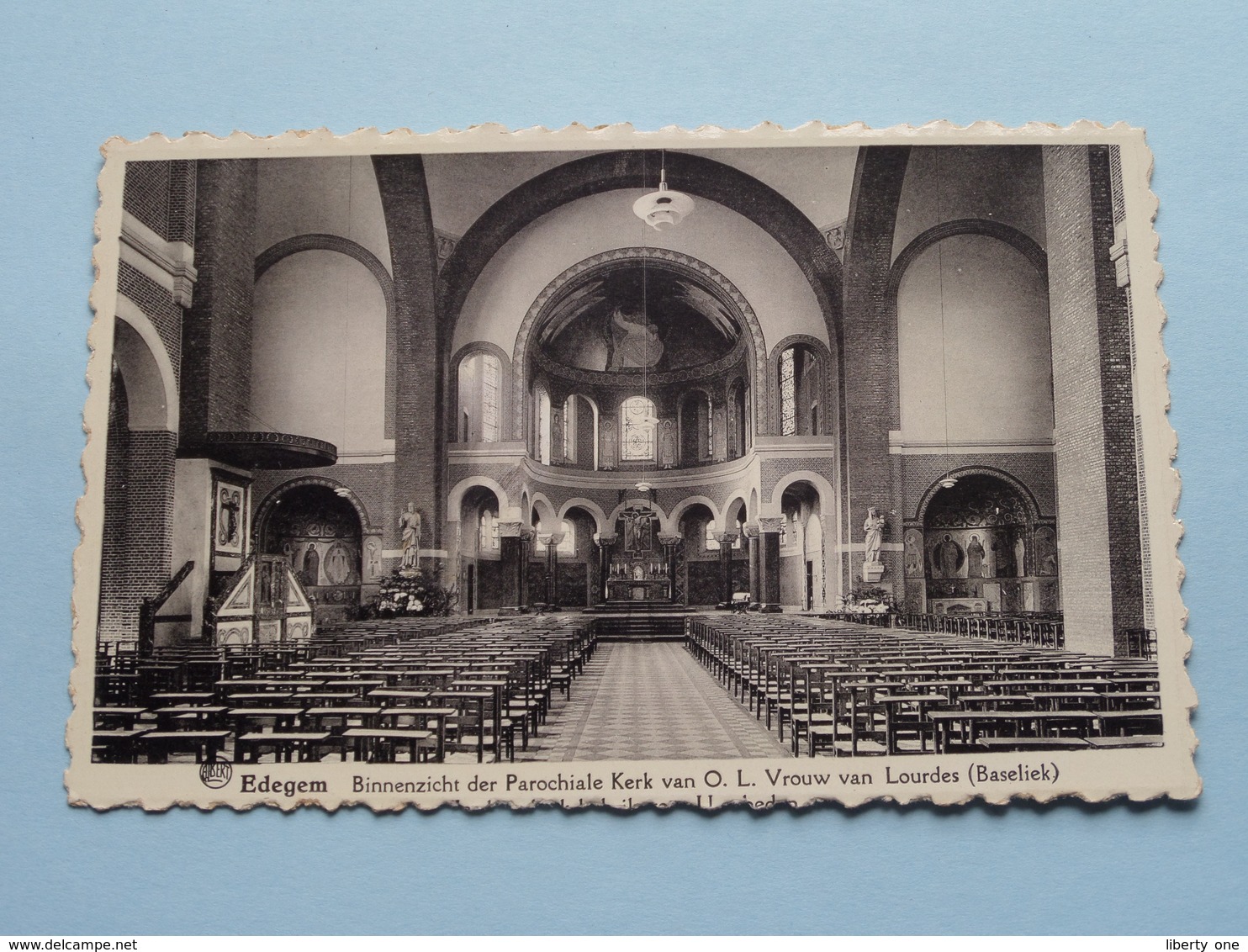 Binnenzicht Parochiale Kerk Van O.L.Vrouw Van Lourdes (Baseliek) Edegem ( B. Peeters-Soeten ) Anno 19?? ( Zie Foto's ) ! - Edegem