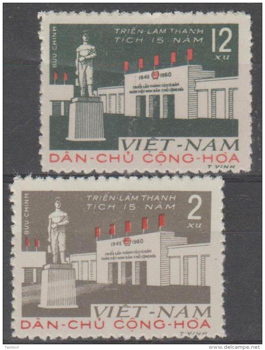 NORTH VIETNAM - Mint No Gum As Issued 1960 Exhibition. Scott 142-143 - Vietnam